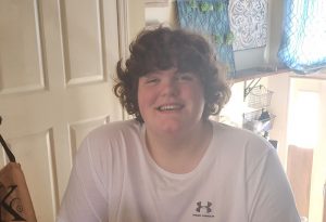 Shaq and Reebok Team to Help Michigan Teen in Getting Shoes for His Size 22 Feet
