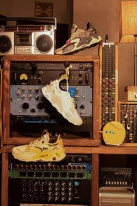 23AW SP Mixtape RS XL Group Look 1 0074 RGB