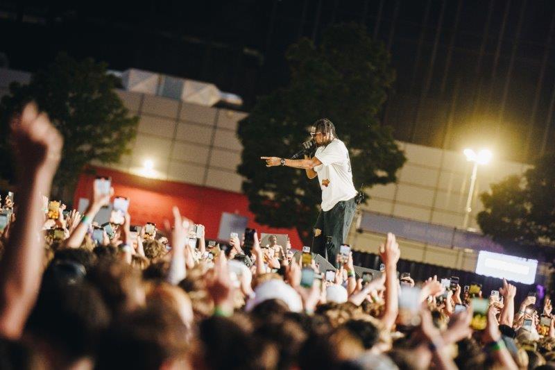 Travis 01