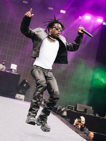Uzi 4