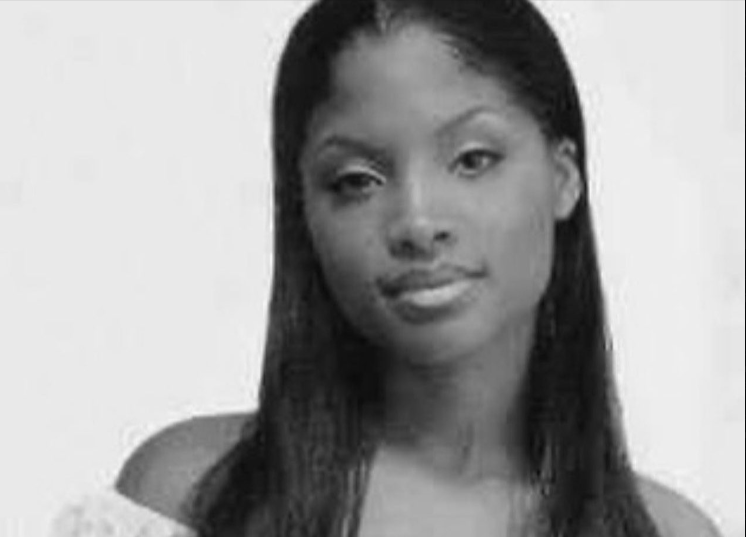 Irish Grinstead, member of R&B group 702, has died. She was 43 years old. On Instagram, LeMisha Grinstead shared the news.