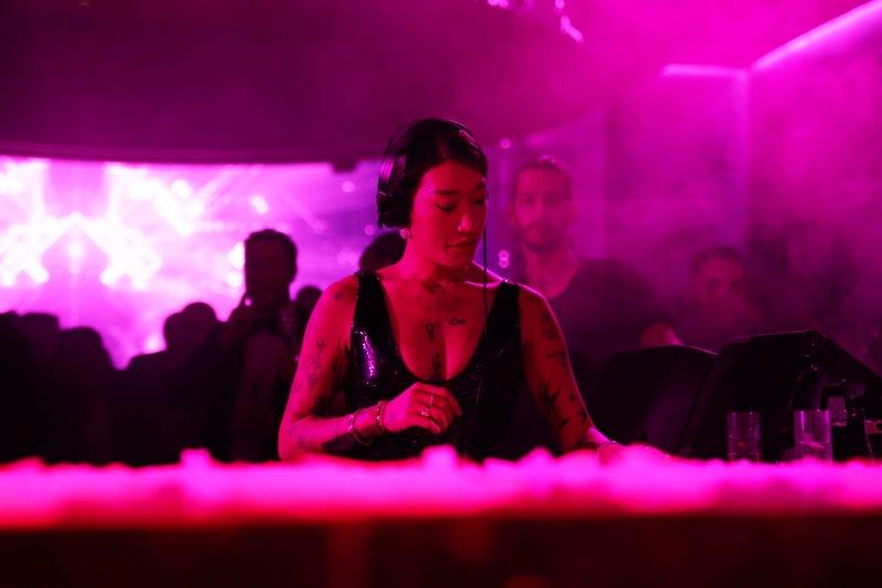 Peggy Gou DJing128