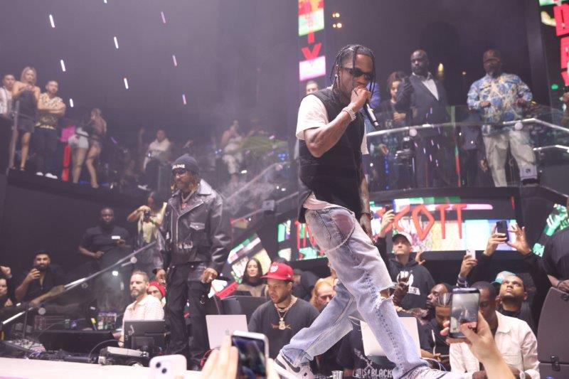 Travis Scott & Stevie J performing67
