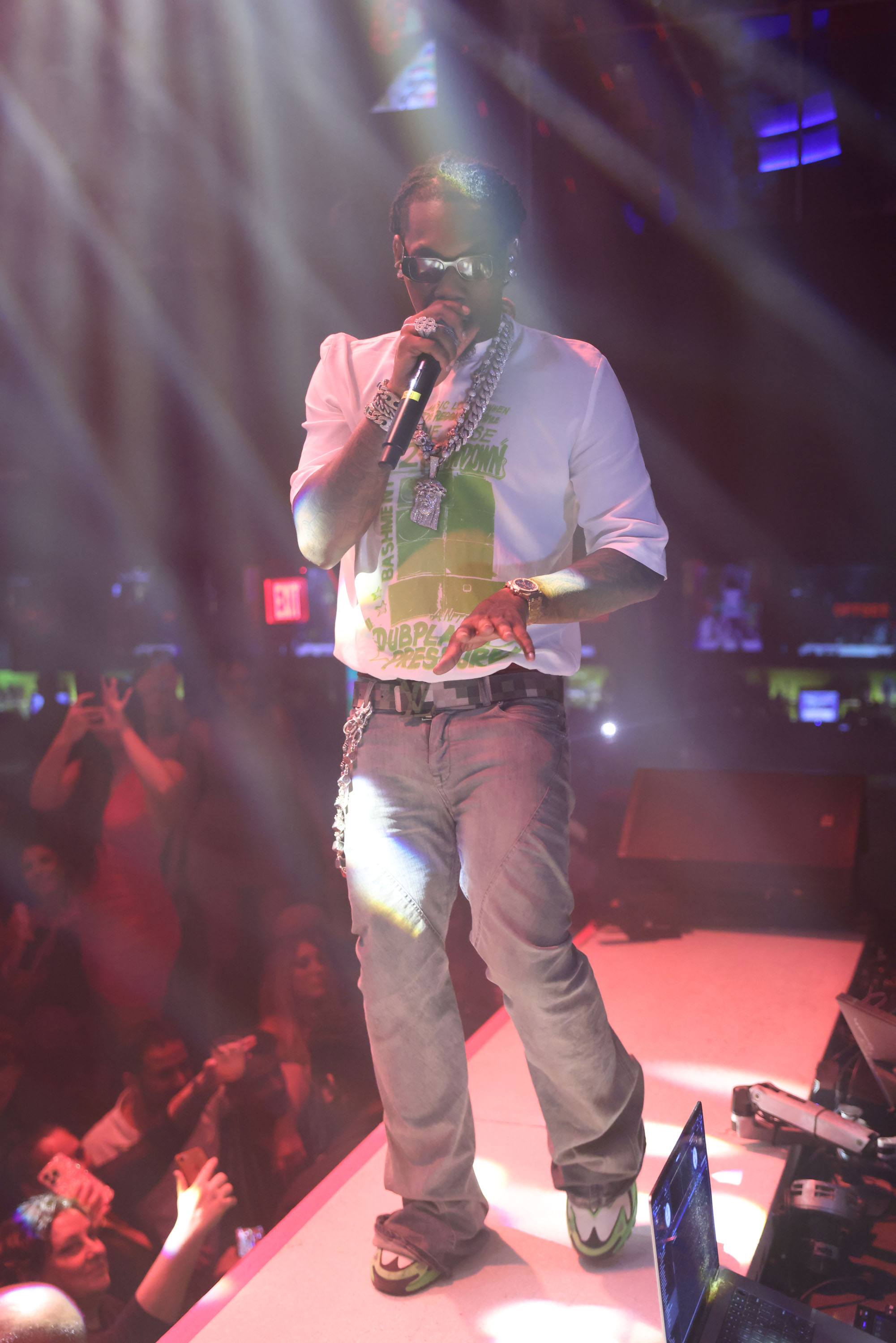 Offset performing153