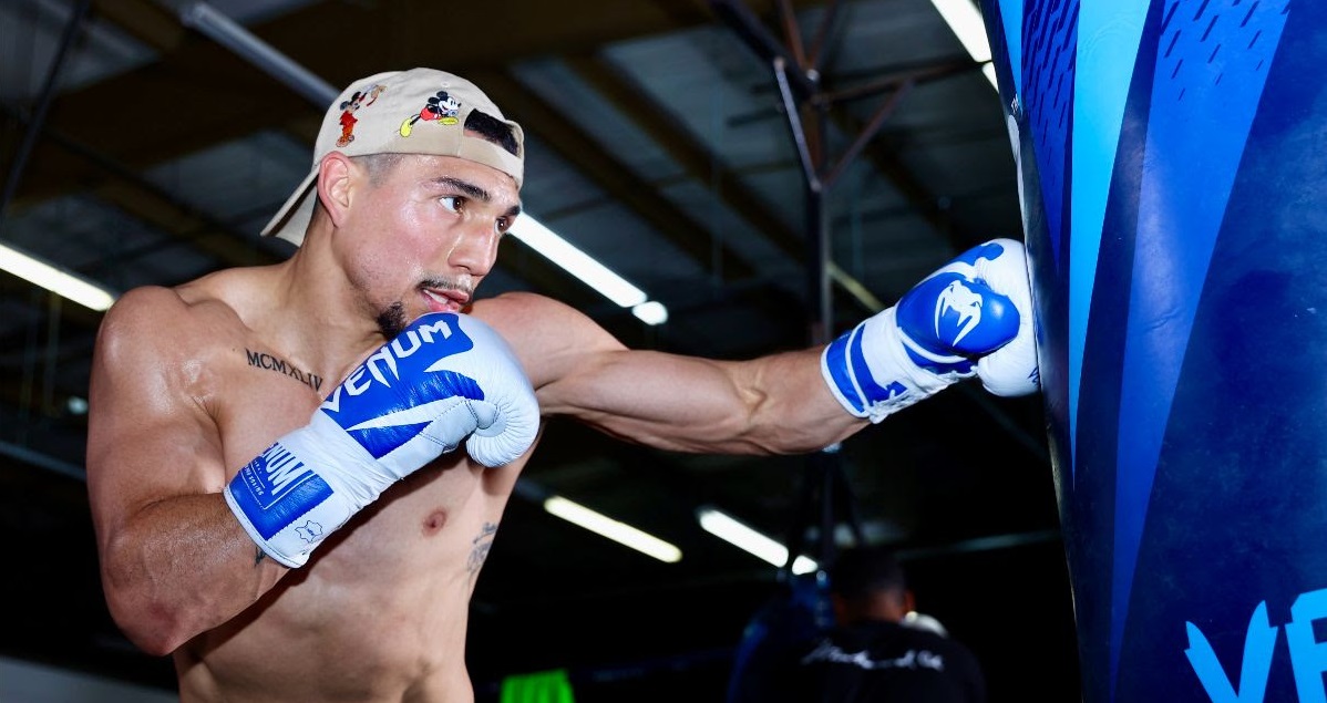 Teofimo Lopez Predicts Knockout in Upcoming Fight with Jamaine Ortiz