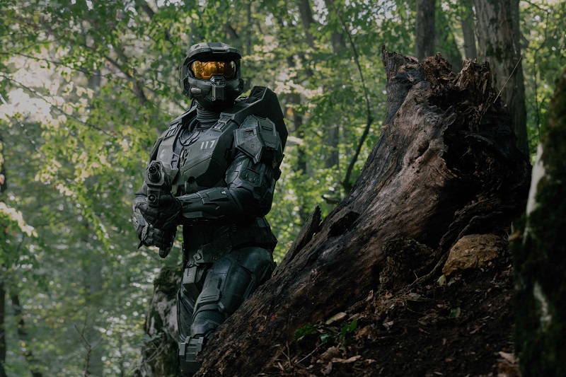 ‘Halo’ Season 2: Pablo Schreiber Addresses the ‘Helmet on or Off’ Fan Controversy