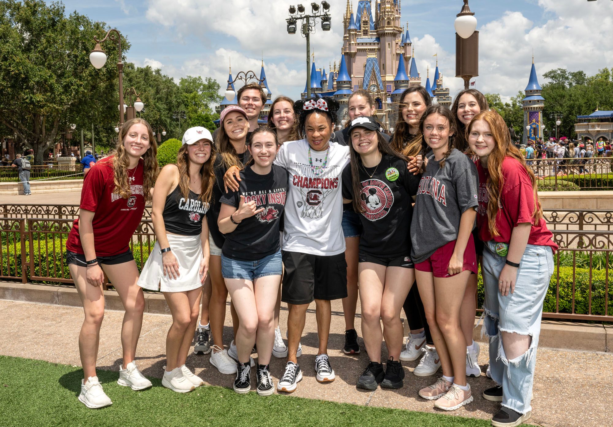 Dawn Staley Celebrates Historic Women’s College Basketball Nat
