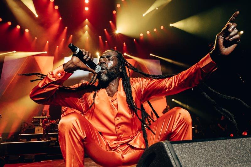 BUJU BANTON UBS ARENA 1 24 69