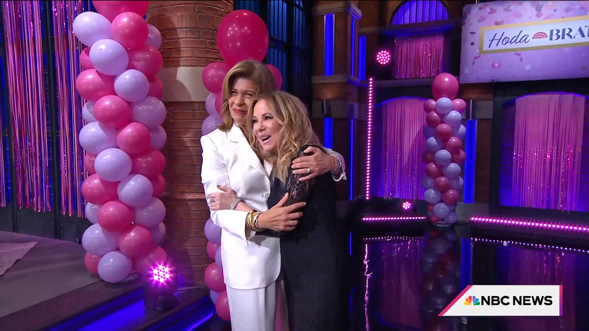 Hoda Kotb Kicks Off Last Day at Today Kathie Lee Gifford
