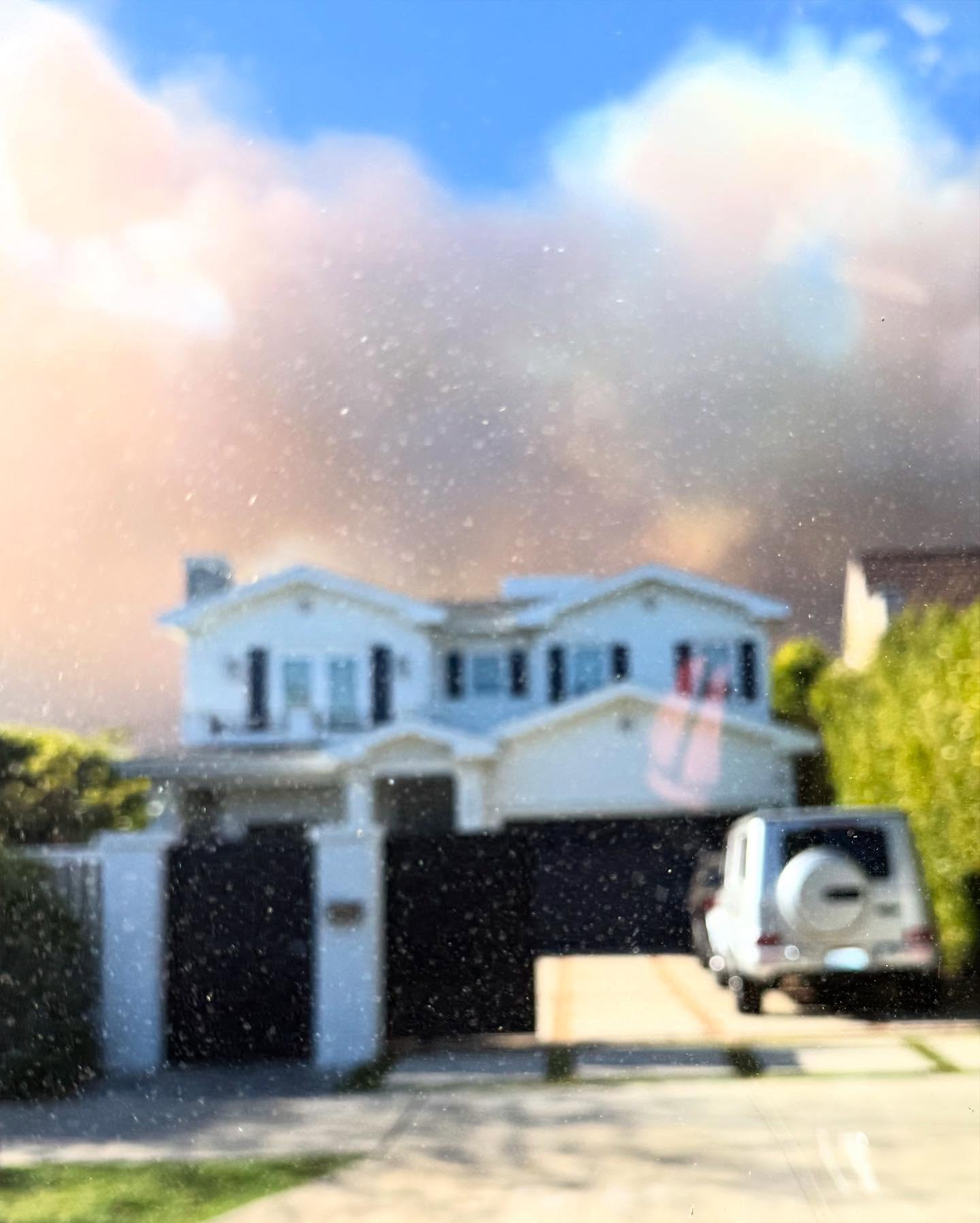 Keleigh Teller Wishes She Took Wedding Dress When Evacuating