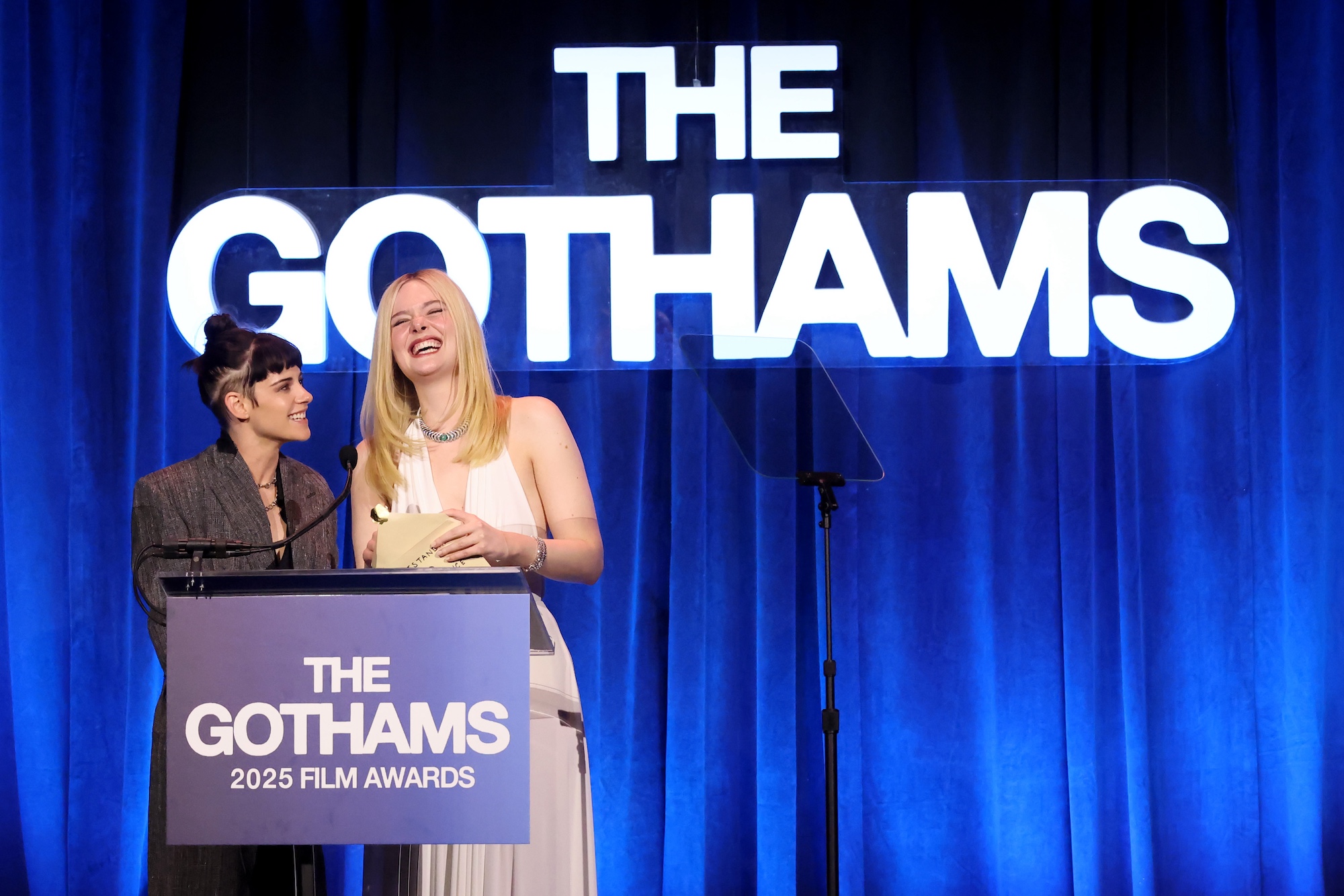 GettyImages-2249472104-KristenStewartElleFanning.jpg